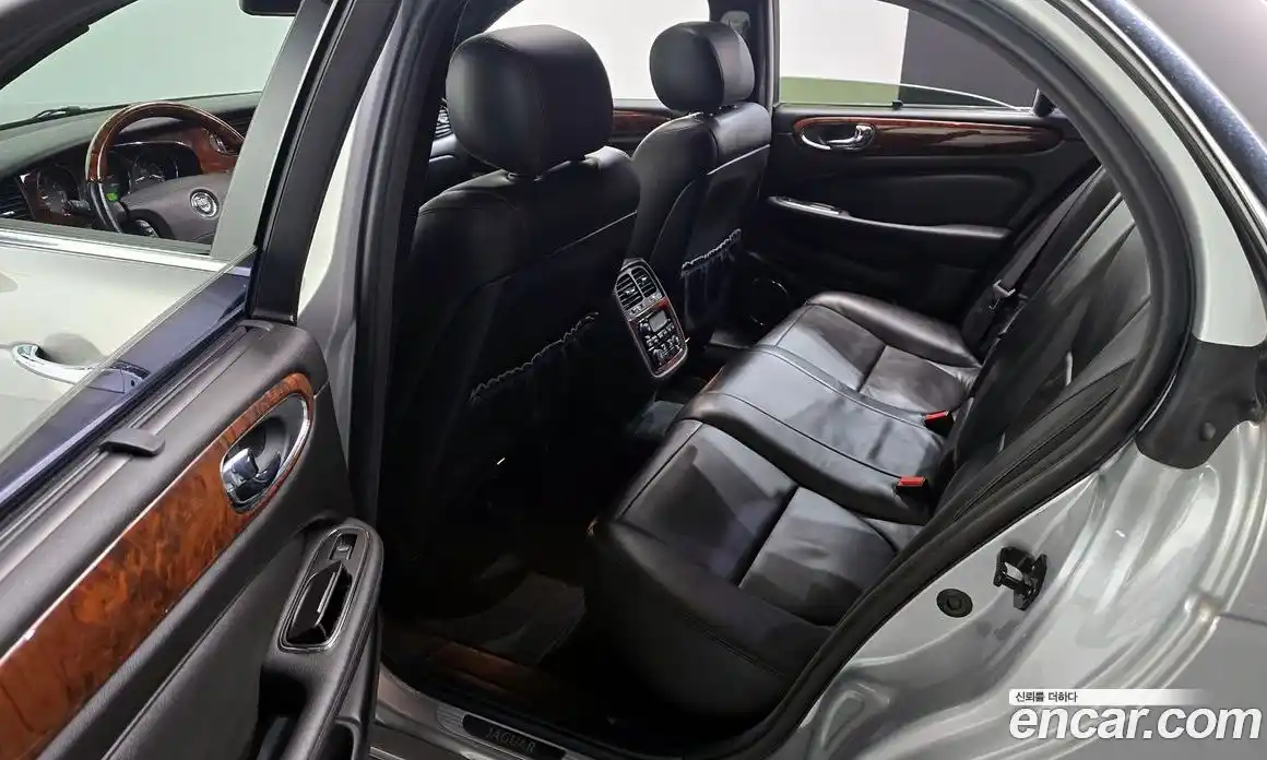 Jaguar XJ-6 2006 3.0 Автомат в Москве № 305051, фото 10