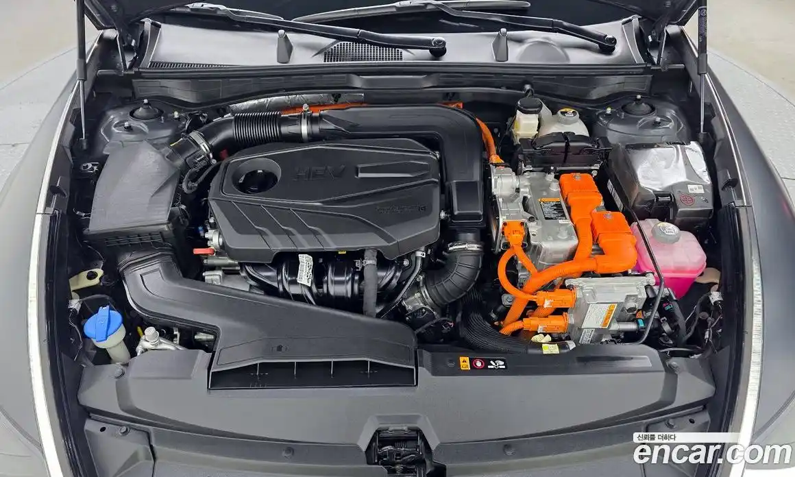 Hyundai Sonata 2023 2.0 Автомат в Москве № 305128, фото 16