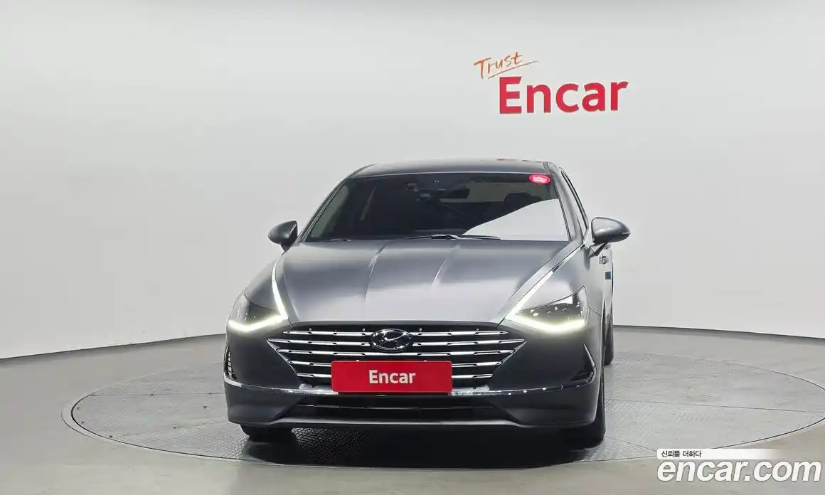 Hyundai Sonata 2023 2.0 Автомат в Москве № 305128, фото 20