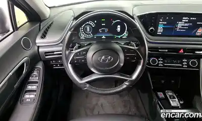 Hyundai Sonata 2023 2.0 Автомат в Москве № 305128, миниатюра 2