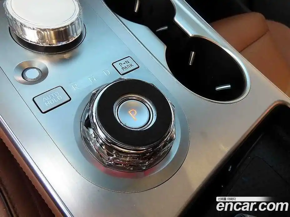 Genesis GV70 2025 2.5 Автомат в Москве № 308520, фото 11