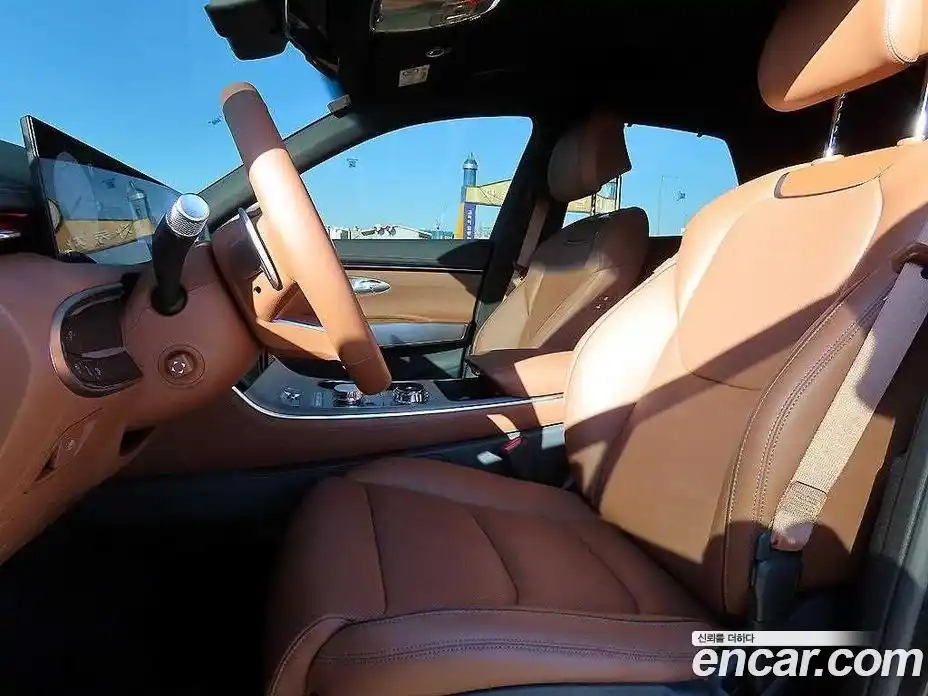 Genesis GV70 2025 2.5 Автомат в Москве № 308520, фото 5