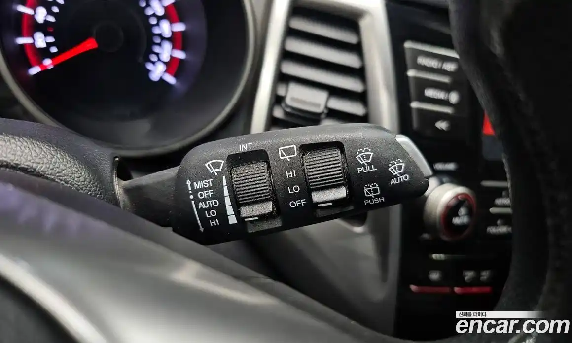 SsangYong TIBOLI 2015 1.6 Автомат в Москве № 31176, фото 15