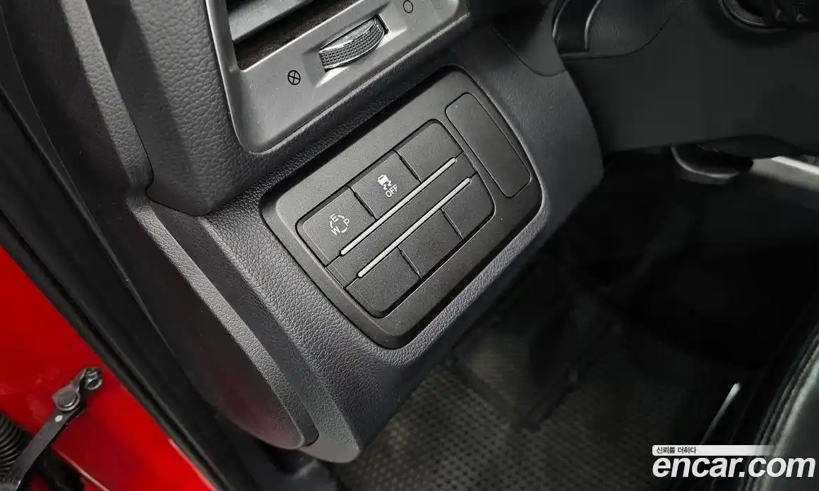 SsangYong TIBOLI 2015 1.6 Автомат в Москве № 31176, фото 9