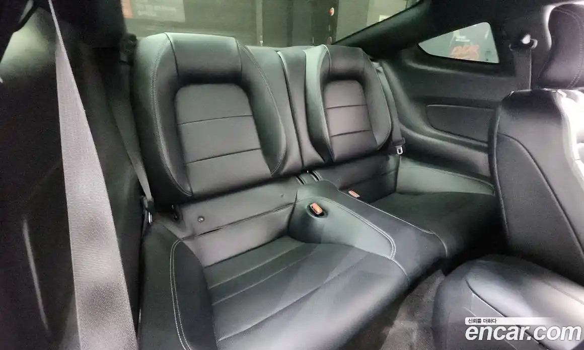 Ford Mustang 2015 2.3 Автомат в Москве № 313714, фото 17