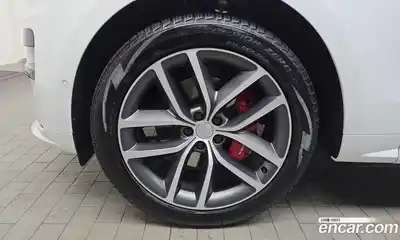 Land Rover Range-Rover Sport 2024 3.0 Автомат в Москве № 333044, миниатюра 3