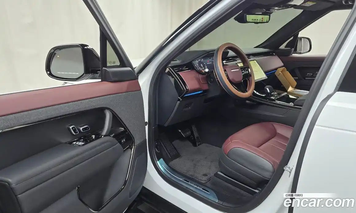 Land Rover Range-Rover Sport 2024 3.0 Автомат в Москве № 333044, фото 10