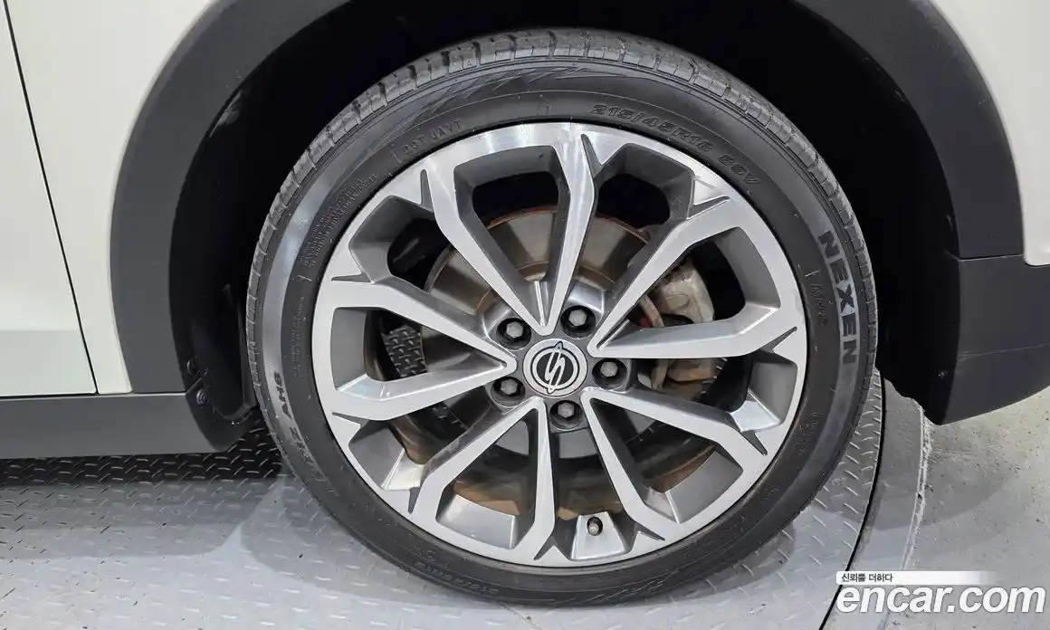 SsangYong TIBOLI 2016 1.6 Автомат в Москве № 35211, фото 20