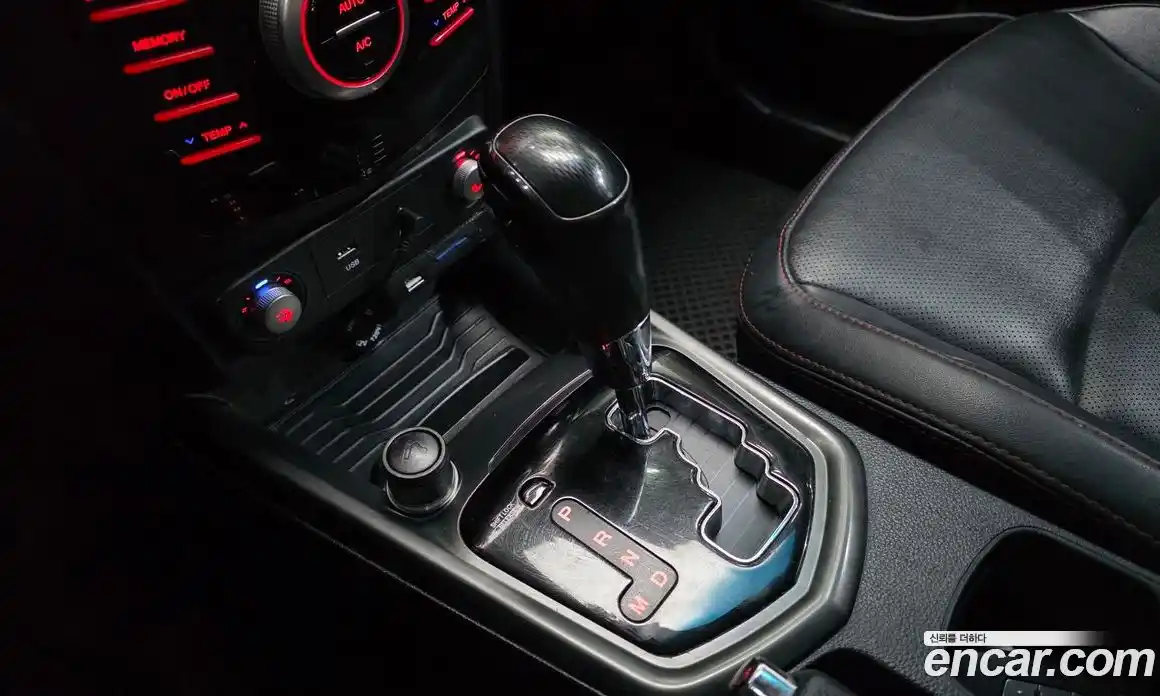 SsangYong TIBOLI 2016 1.6 Автомат в Москве № 35211, фото 9