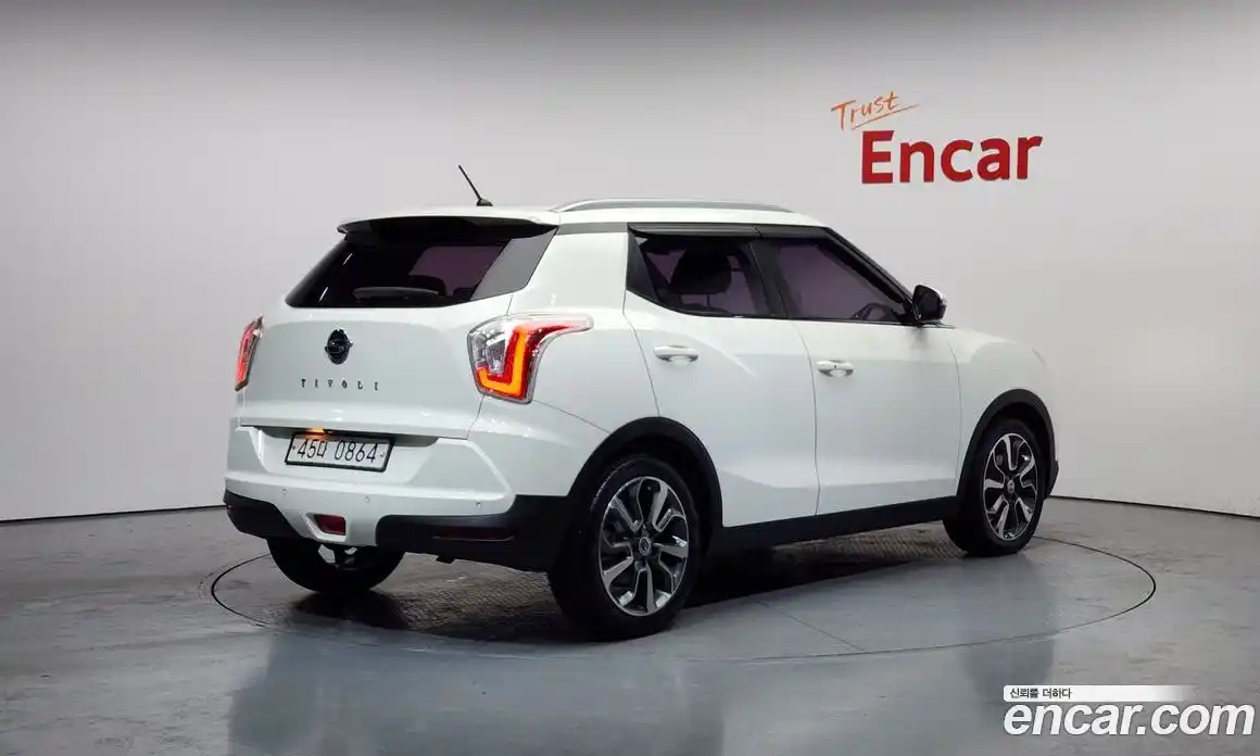 SsangYong TIBOLI 2016 1.6 Автомат в Москве № 35577, фото 16