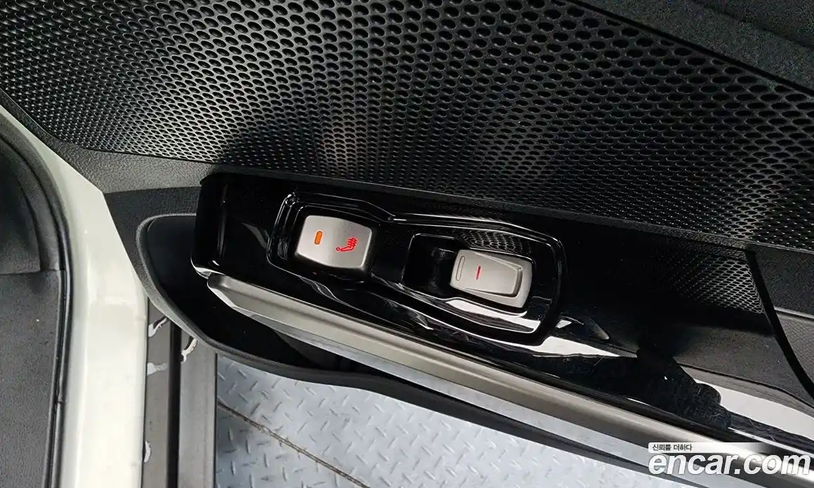 SsangYong TIBOLI 2016 1.6 Автомат в Москве № 35577, фото 6