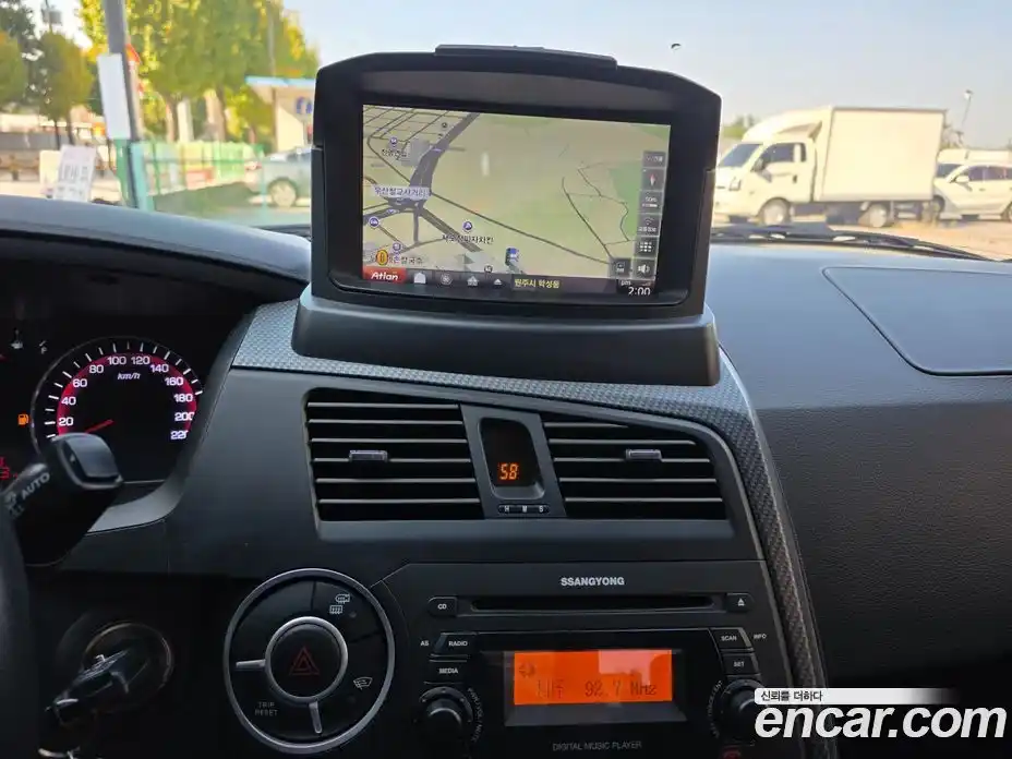 SsangYong Korando 2015 2.0 Автомат в Москве № 36470, фото 7