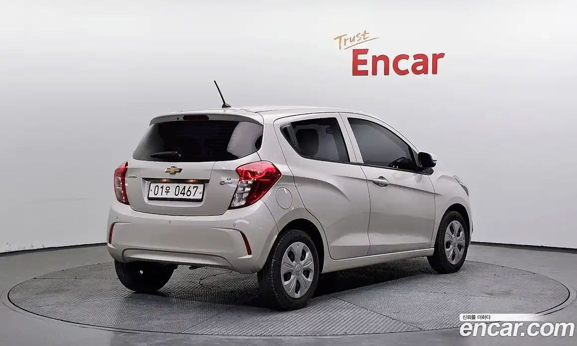 Chevrolet Spark 2017 1.0 Автомат в Москве № 37101, фото 6