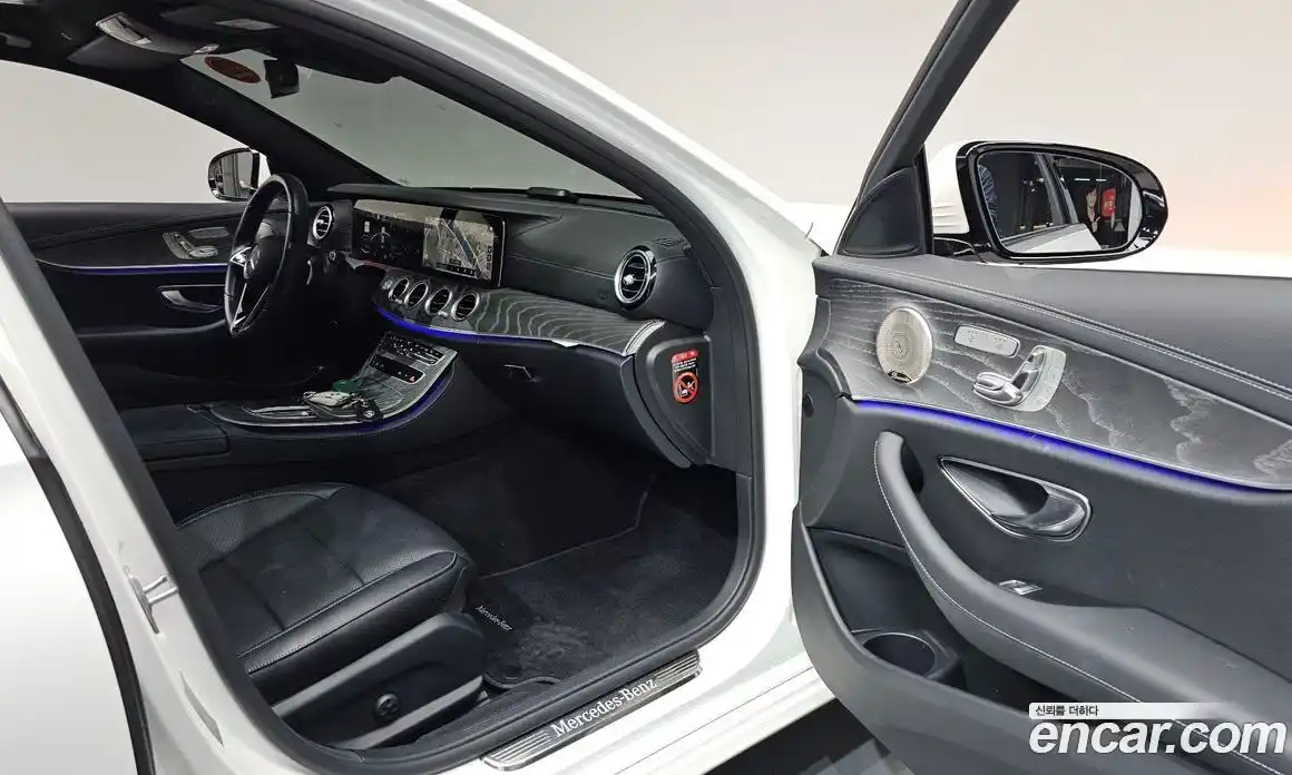 Mercedes-Benz E-Class 2022 2.0 Автомат в Москве № 372528, фото 11