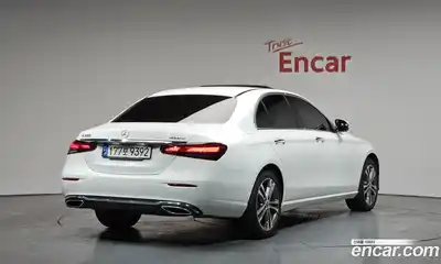 Mercedes-Benz E-Class 2022 2.0 Автомат в Москве № 372528, миниатюра 2