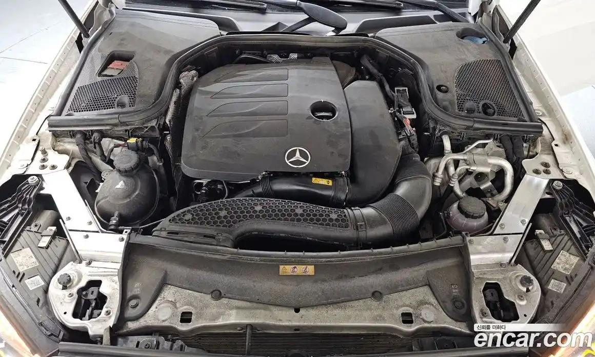 Mercedes-Benz E-Class 2022 2.0 Автомат в Москве № 372528, фото 6