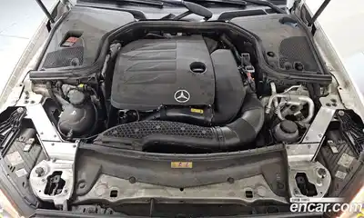 Mercedes-Benz E-Class 2022 2.0 Автомат в Москве № 372528, миниатюра 6