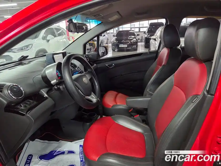 Chevrolet Spark 2012 1.0 Автомат в Москве № 381533, фото 7