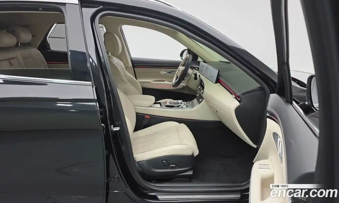 Genesis GV70 2025 2.5 Автомат в Москве № 386076, фото 11