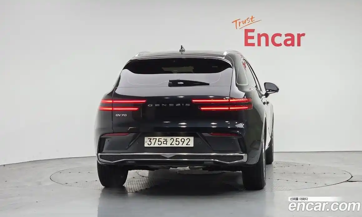 Genesis GV70 2025 2.5 Автомат в Москве № 386076, фото 4