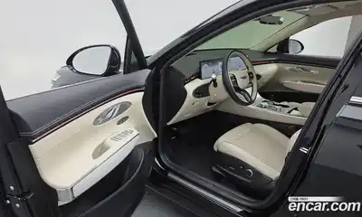 Genesis GV70 2025 2.5 Автомат в Москве № 386076, миниатюра 10