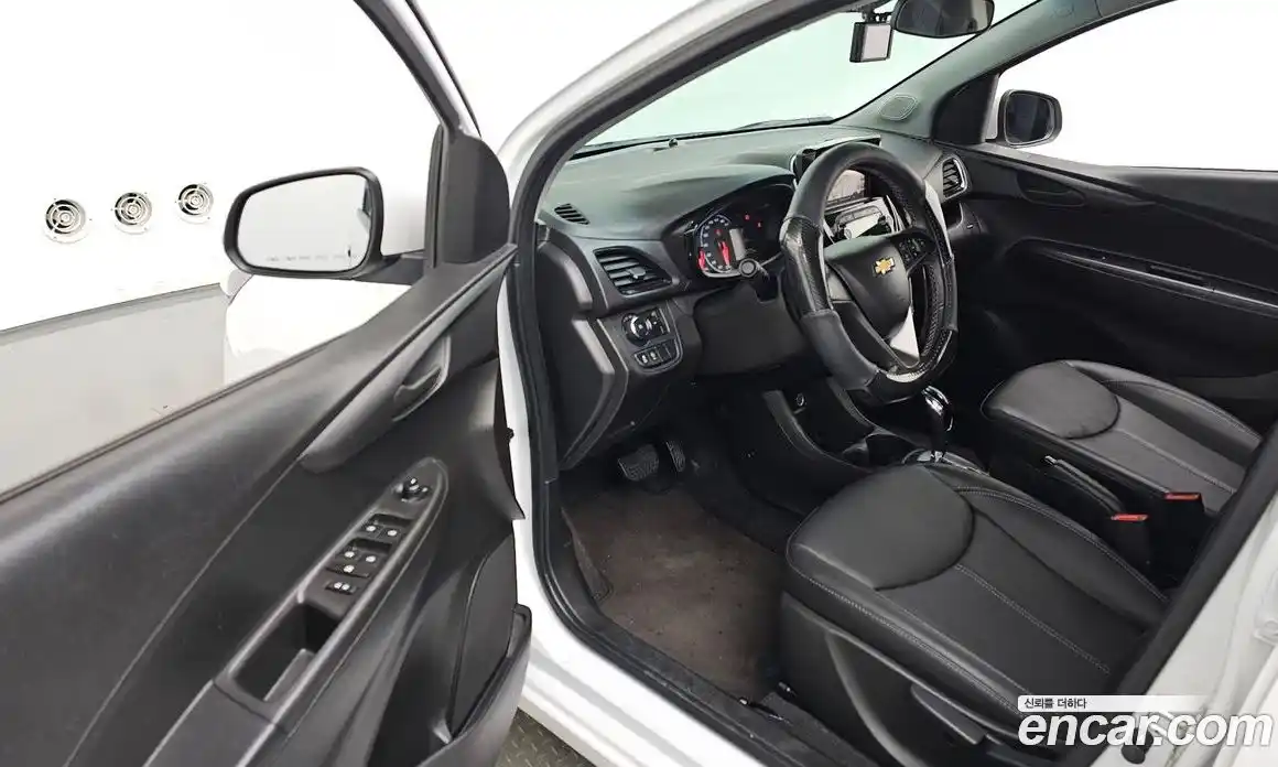 Chevrolet Spark 2017 1.0 Автомат в Москве № 39035, фото 17