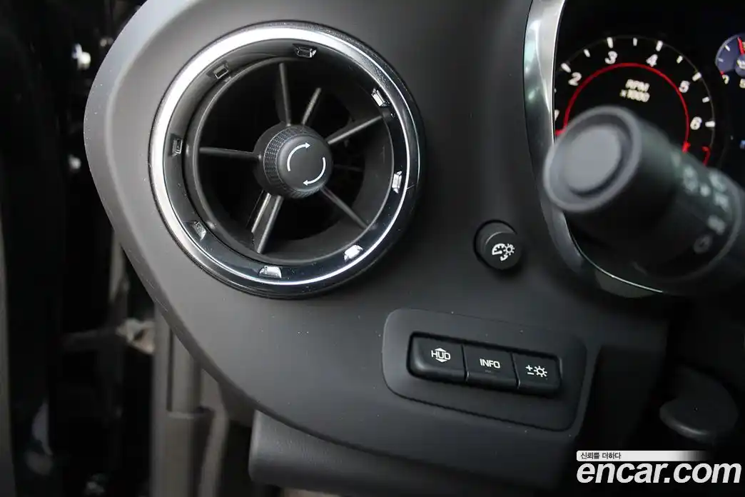 Chevrolet Camaro 2021 6.2 Автомат в Москве № 39036, фото 12