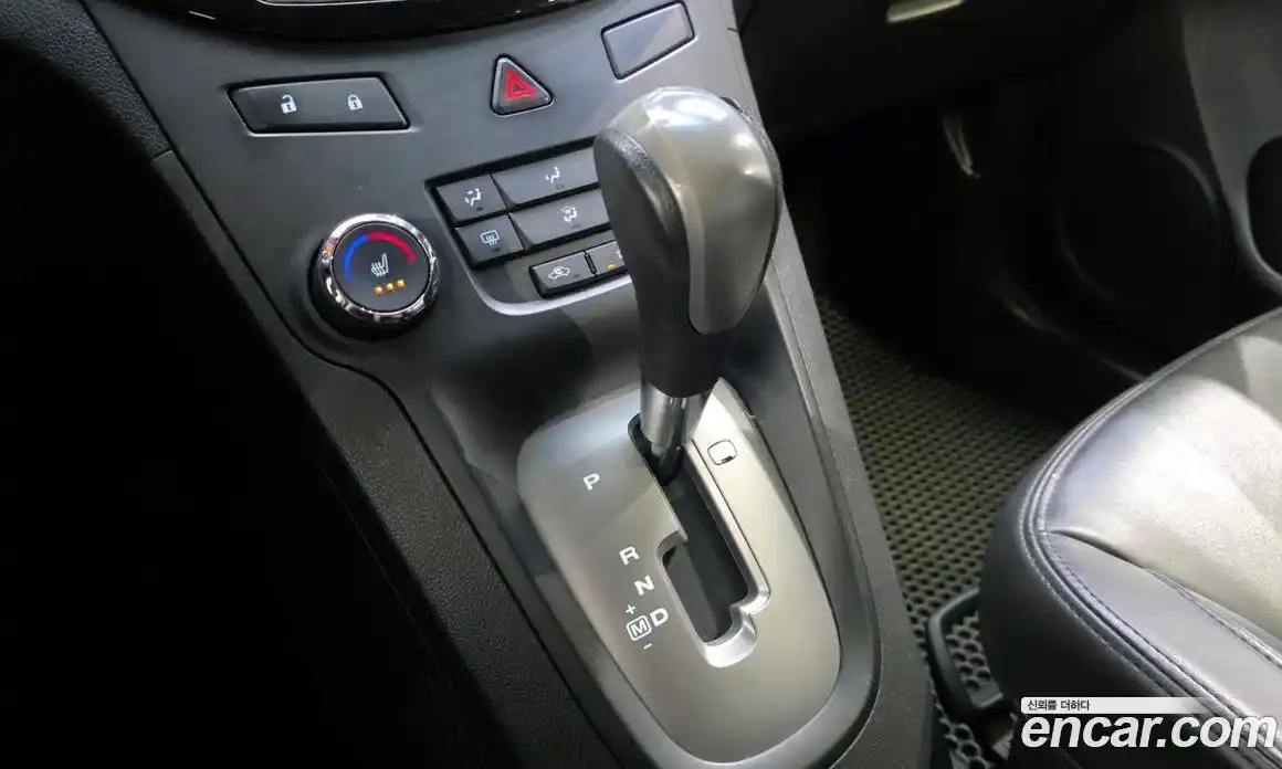 Chevrolet Orlando 2014 2.0 Автомат в Москве № 40316, фото 17