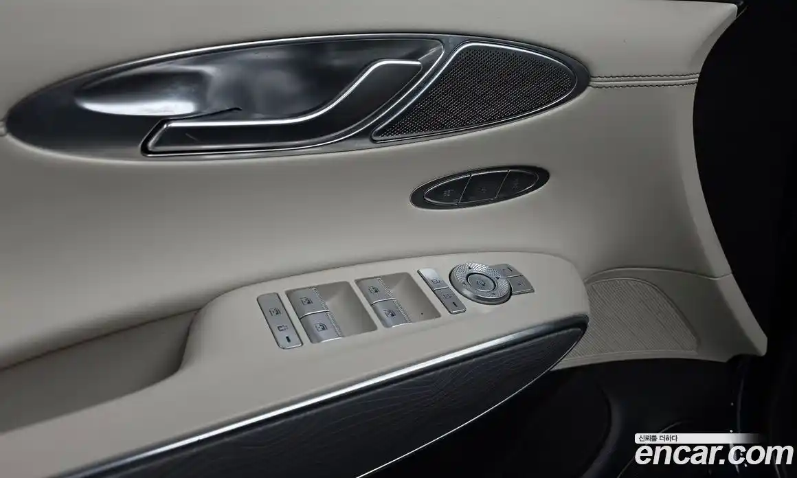 Genesis GV70 2022 3.5 Автомат в Москве № 405430, фото 18