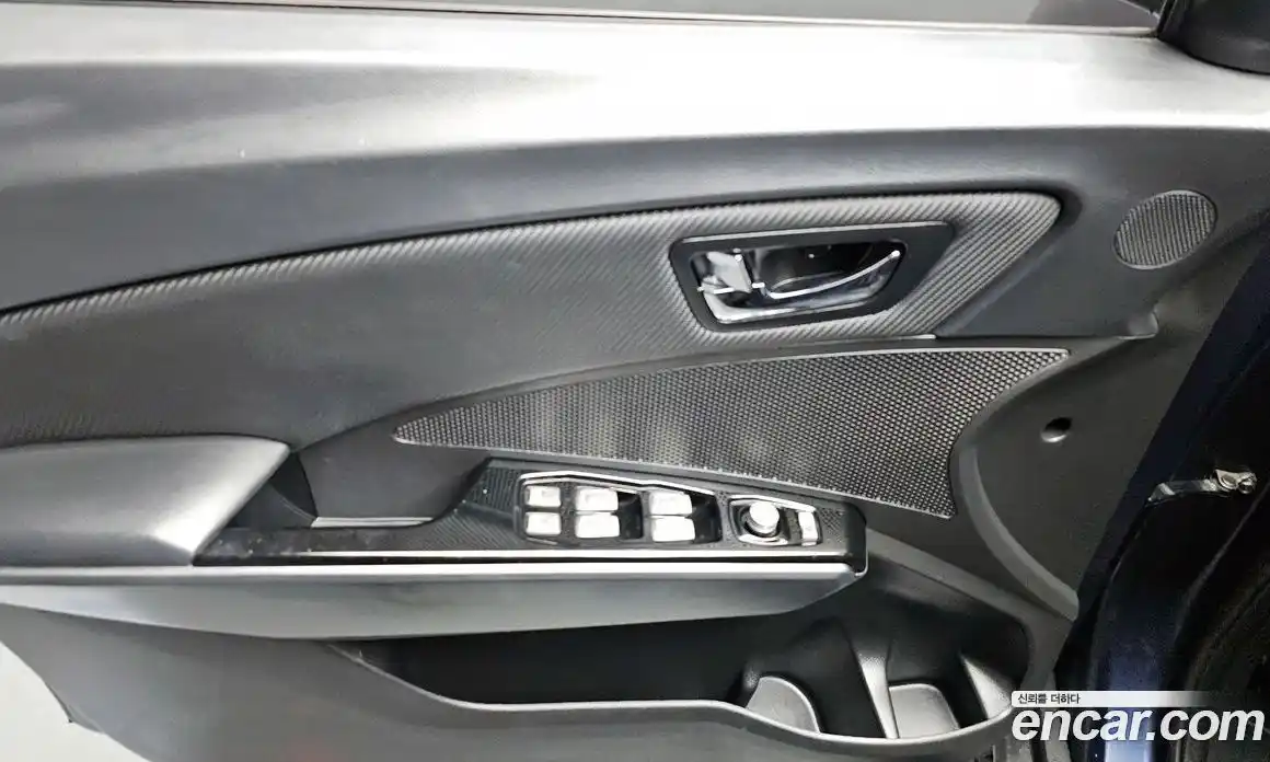 SsangYong TIBOLI 2018 1.6 Автомат в Москве № 409789, фото 17