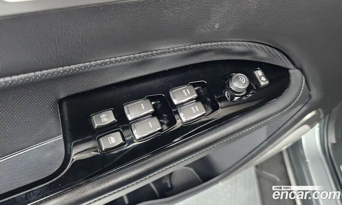 SsangYong Rexton 2018 2.2 Автомат в Москве № 410121, фото 15