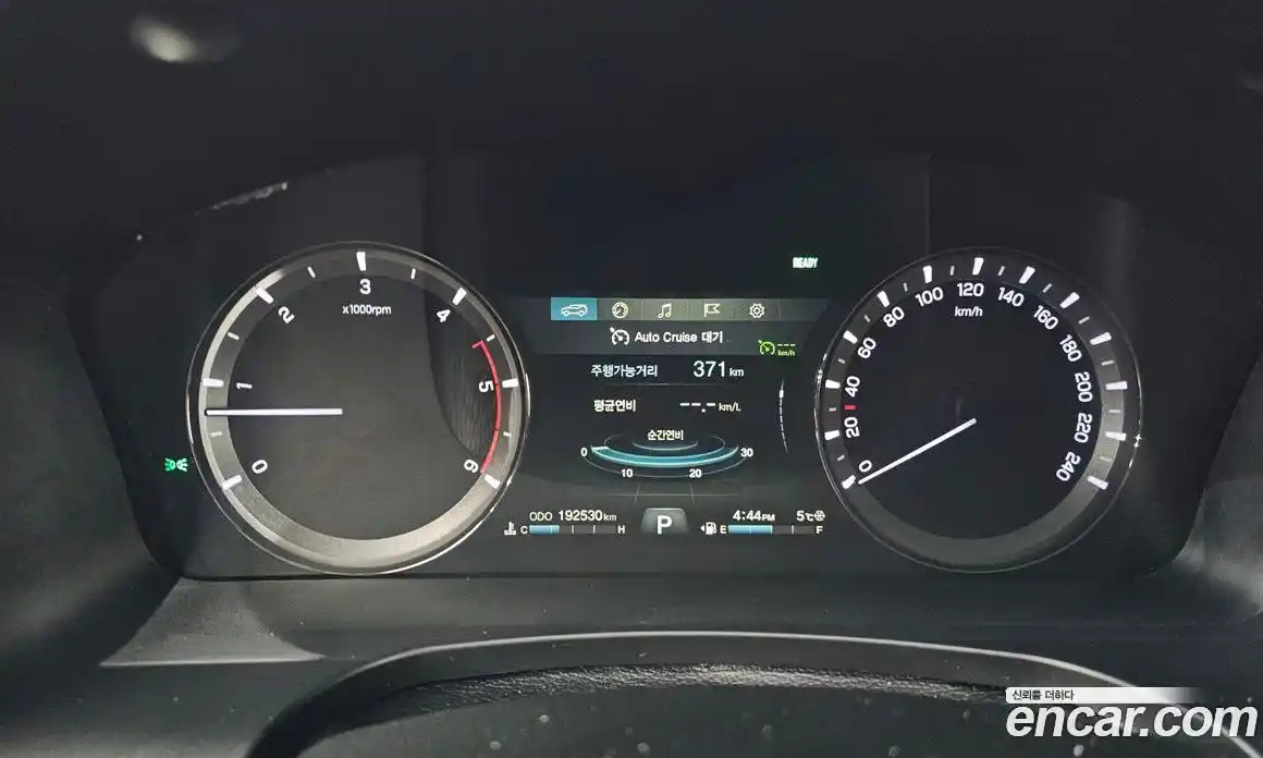 SsangYong Rexton 2018 2.2 Автомат в Москве № 410121, фото 8