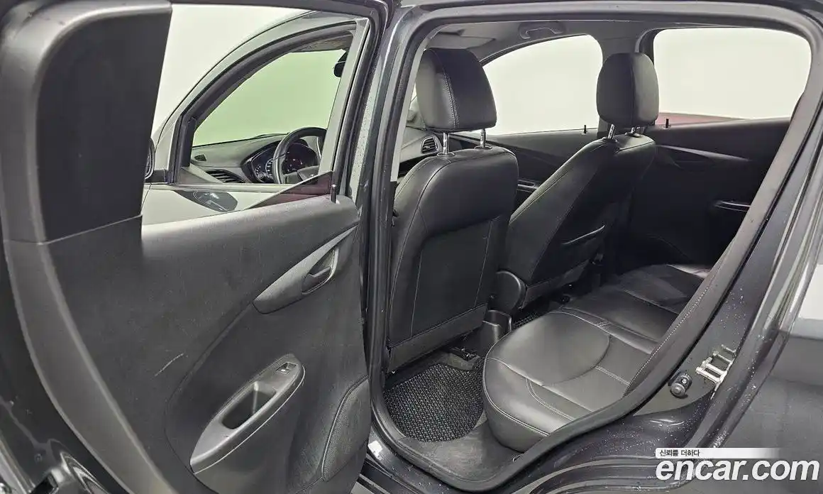 Chevrolet Spark 2017 1.0 Автомат в Москве № 41974, фото 11