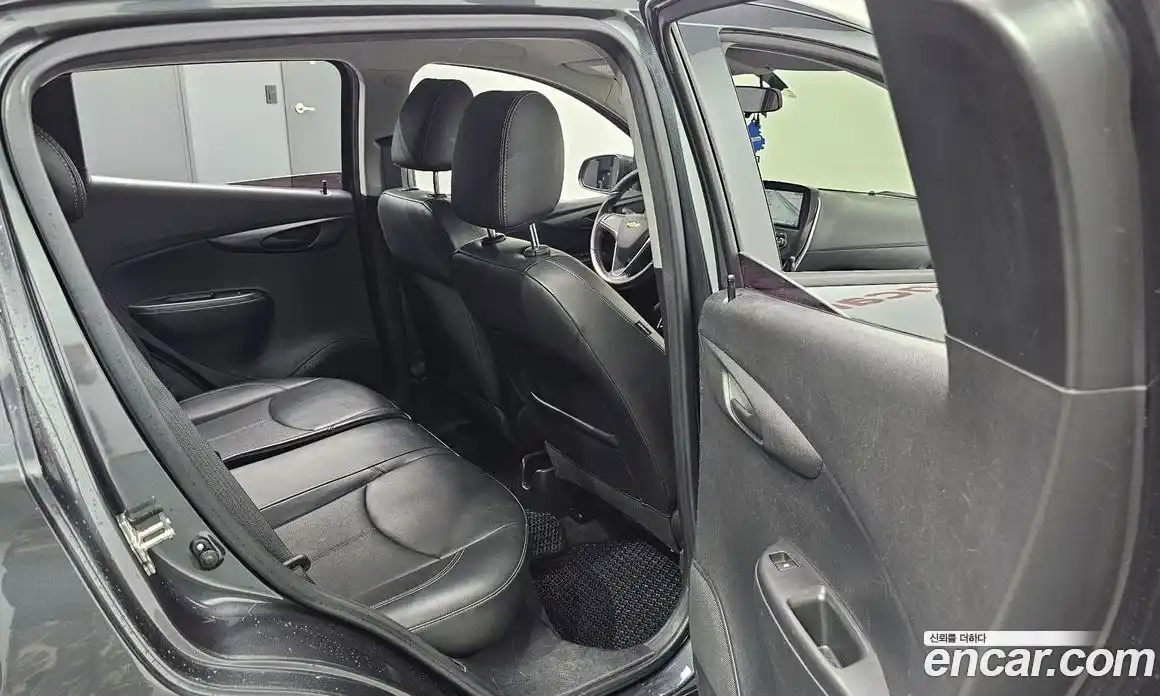 Chevrolet Spark 2017 1.0 Автомат в Москве № 41974, фото 13