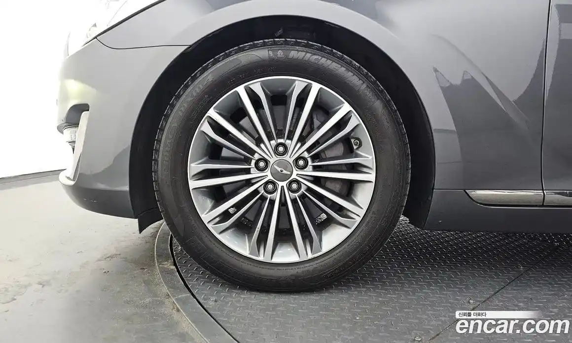 Genesis EQ900 2016 3.8 Автомат в Москве № 419859, фото 5