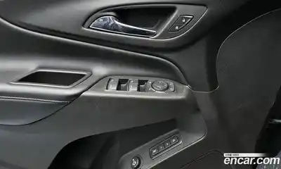 Chevrolet Equinox 2020 1.6 Автомат в Москве № 422578, миниатюра 12