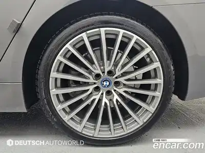 BMW 7-Series 2022 3.0 Автомат в Москве № 426297, миниатюра 5