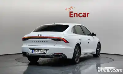 Hyundai Grandeur 2022 2.5 Автомат в Москве № 43098, миниатюра 11