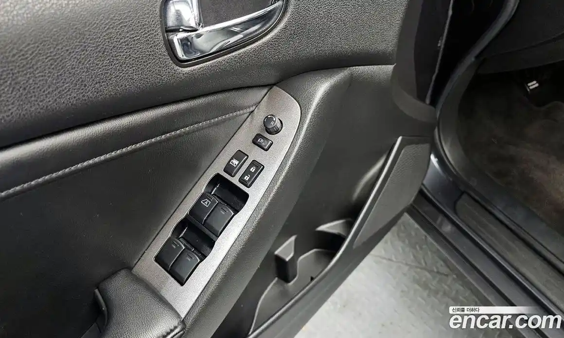 Nissan Altima 2010 3.5 Автомат в Москве № 433778, фото 13