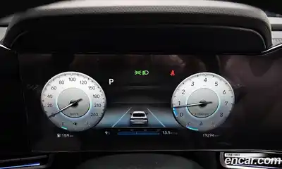 Hyundai Avante 2023 1.6 Автомат в Москве № 449101, миниатюра 8