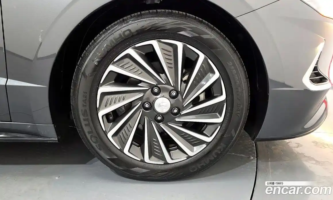 Hyundai Sonata 2020 2.0 Автомат в Москве № 450138, фото 5