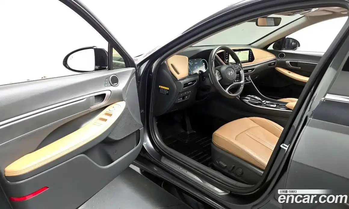 Hyundai Sonata 2020 2.0 Автомат в Москве № 450138, фото 10