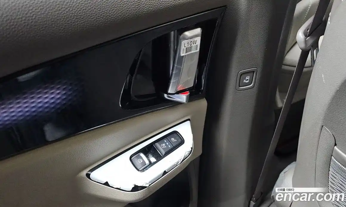 Kia Canival 2021 3.5 Автомат в Москве № 451721, фото 19