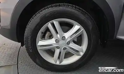 SsangYong Korando 2014 2.0 Механическая в Москве № 454268, миниатюра 5