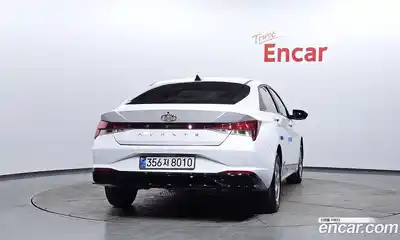 Hyundai Avante 2022 1.6 Автомат в Москве № 458797, миниатюра 4