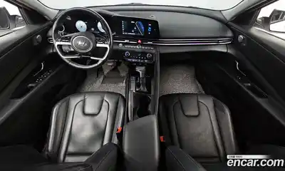 Hyundai Avante 2022 1.6 Автомат в Москве № 458797, миниатюра 7