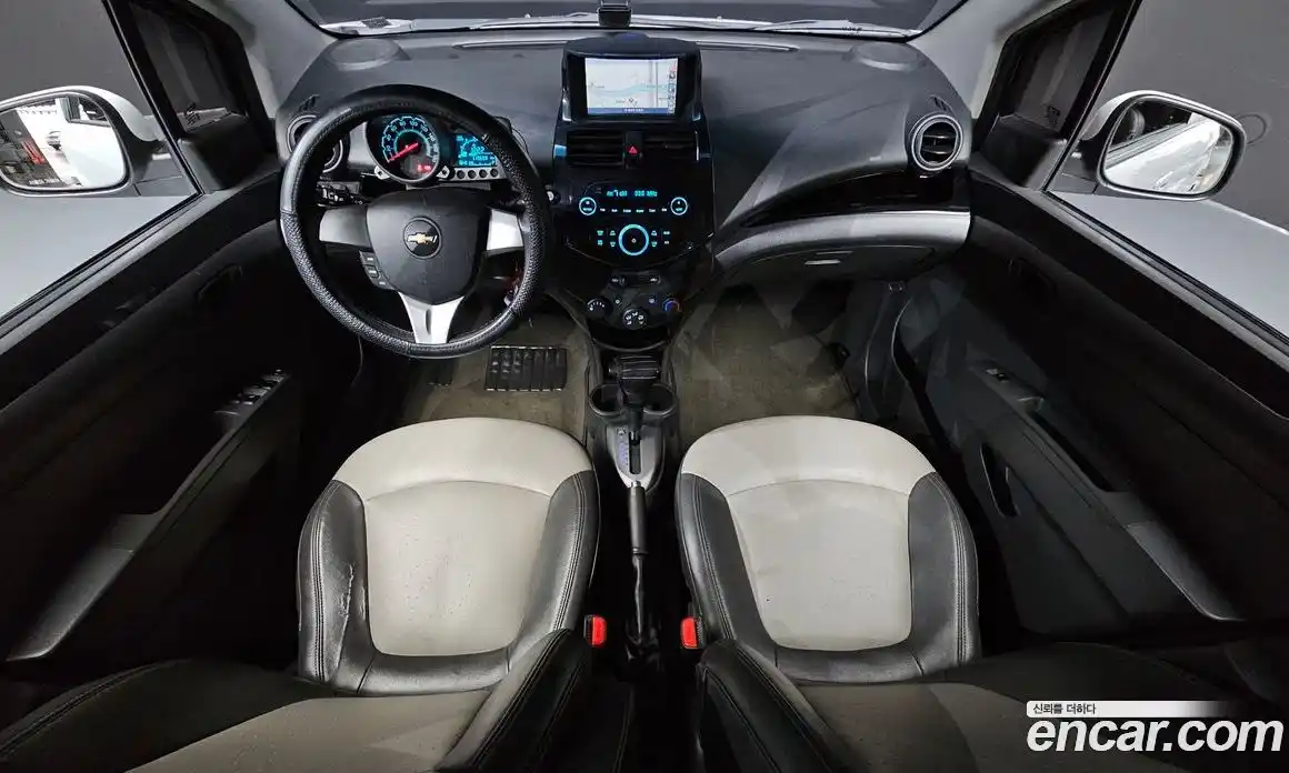 Chevrolet Spark 2012 1.0 Автомат в Москве № 462930, фото 7