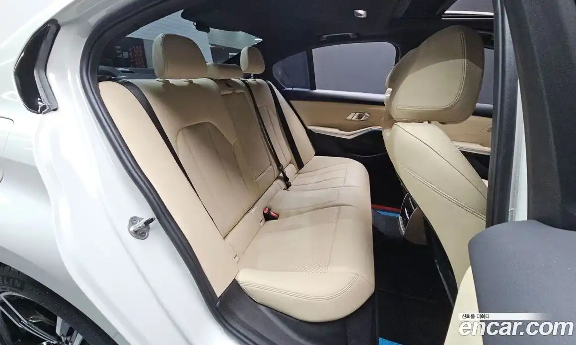 BMW 3-Series 2023 2.0 Автомат в Москве № 464234, фото 13