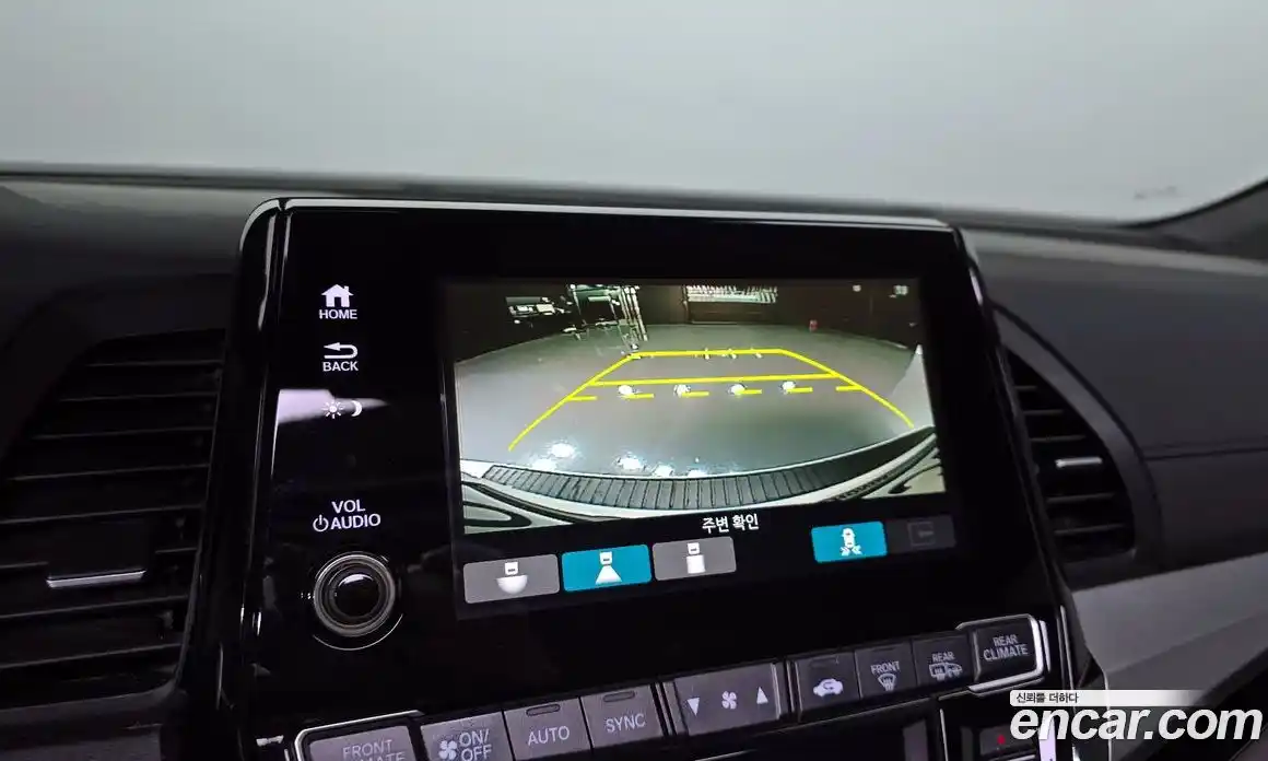 Honda Odyssey 2019 3.5 Автомат в Москве № 473297, фото 14