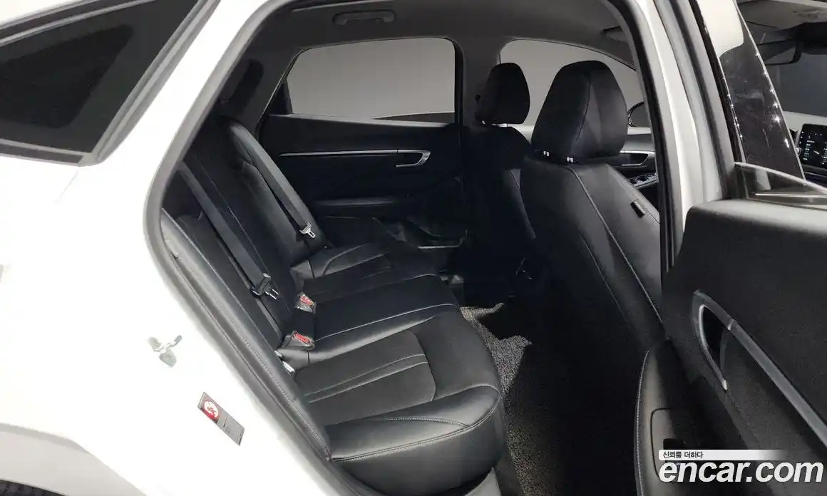 Hyundai Sonata 2022 2.0 Автомат в Москве № 48391, фото 13